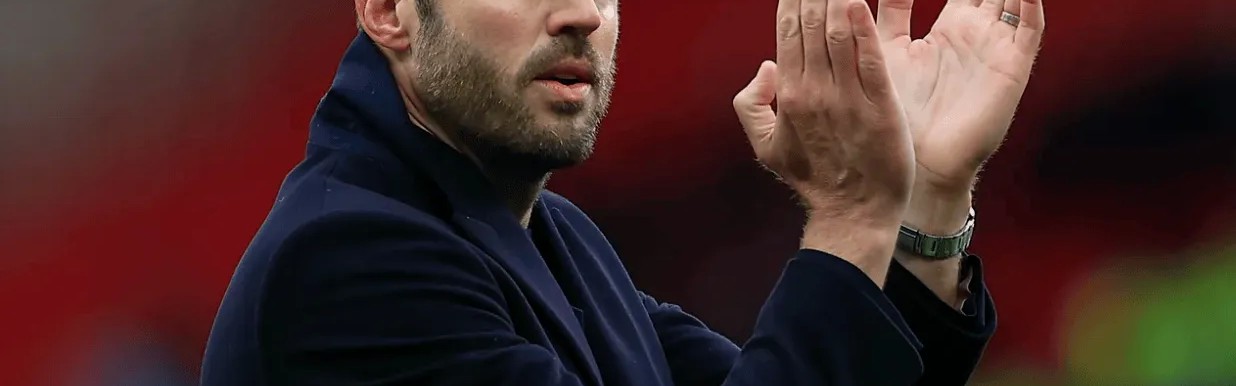 jiuyou-亨利：卡里克上任后重新将梅努召入首发，这操作果断大胆