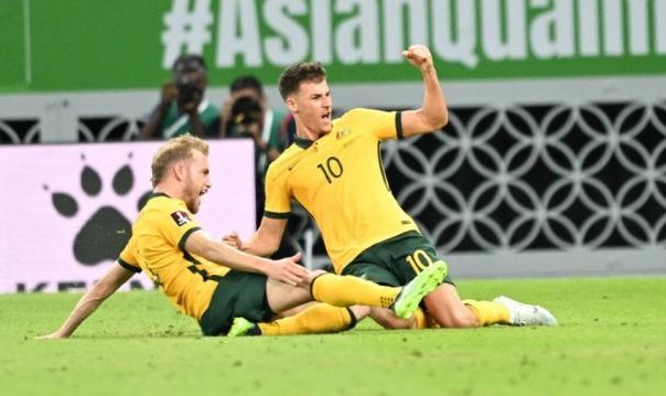 九游娱乐-澳大利亚2比1阿联酋将决战秘鲁 穆伊参与制胜球